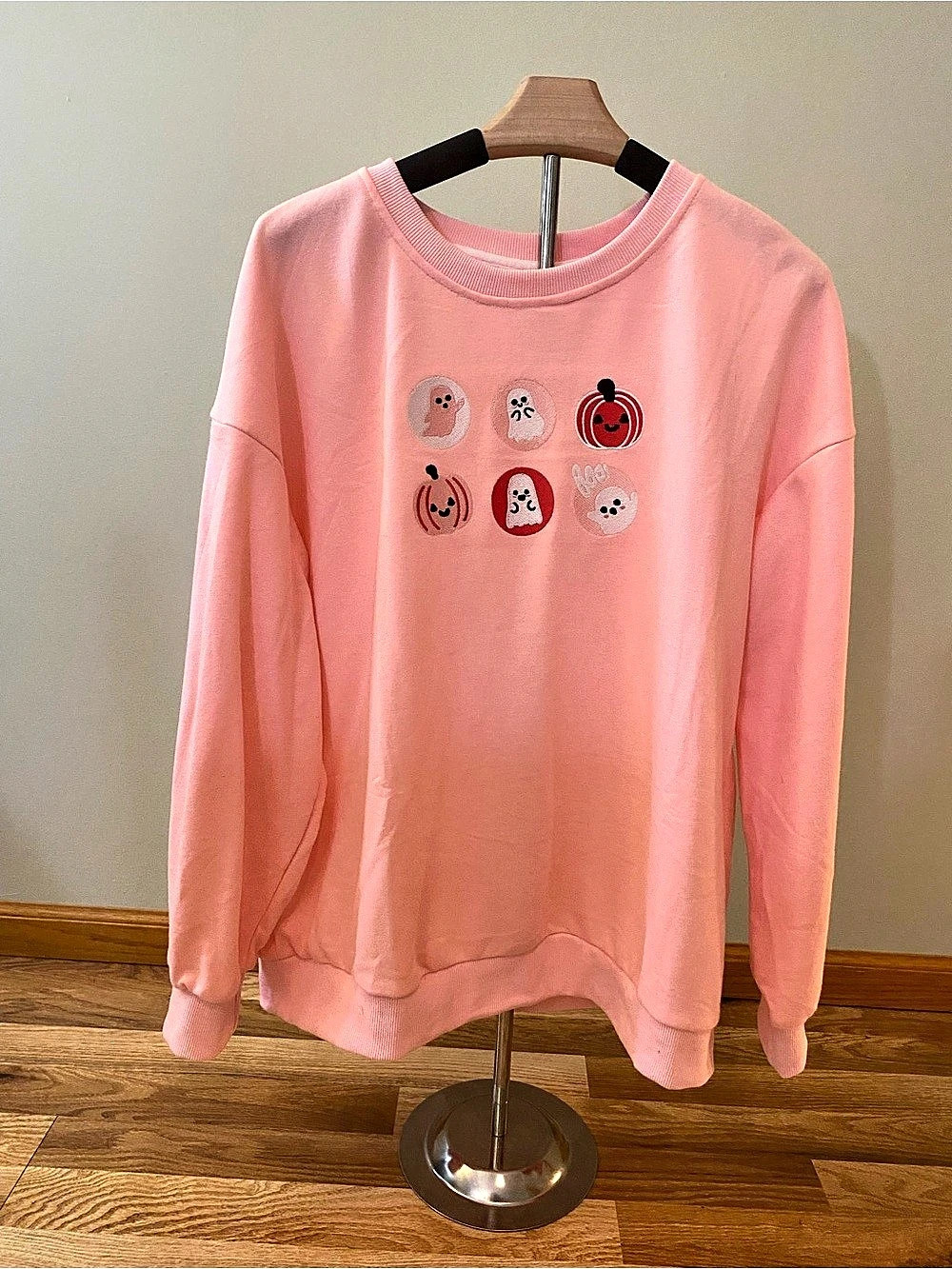 Halloween Sugar Cookies Embroidered
Sweatshirt Pink Crewneck - Size CL